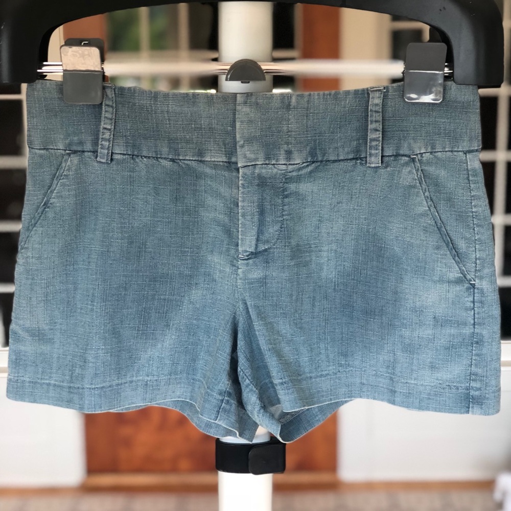 Alice and Olivia Short